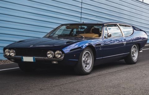 A picture of a classic Lamborghini
