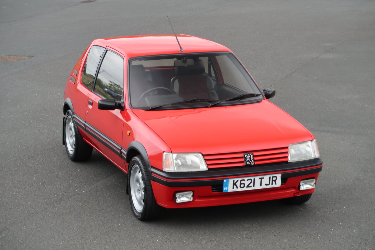 Hot Hatch Heroes – Five of the Greats | Car & Classic Magazine