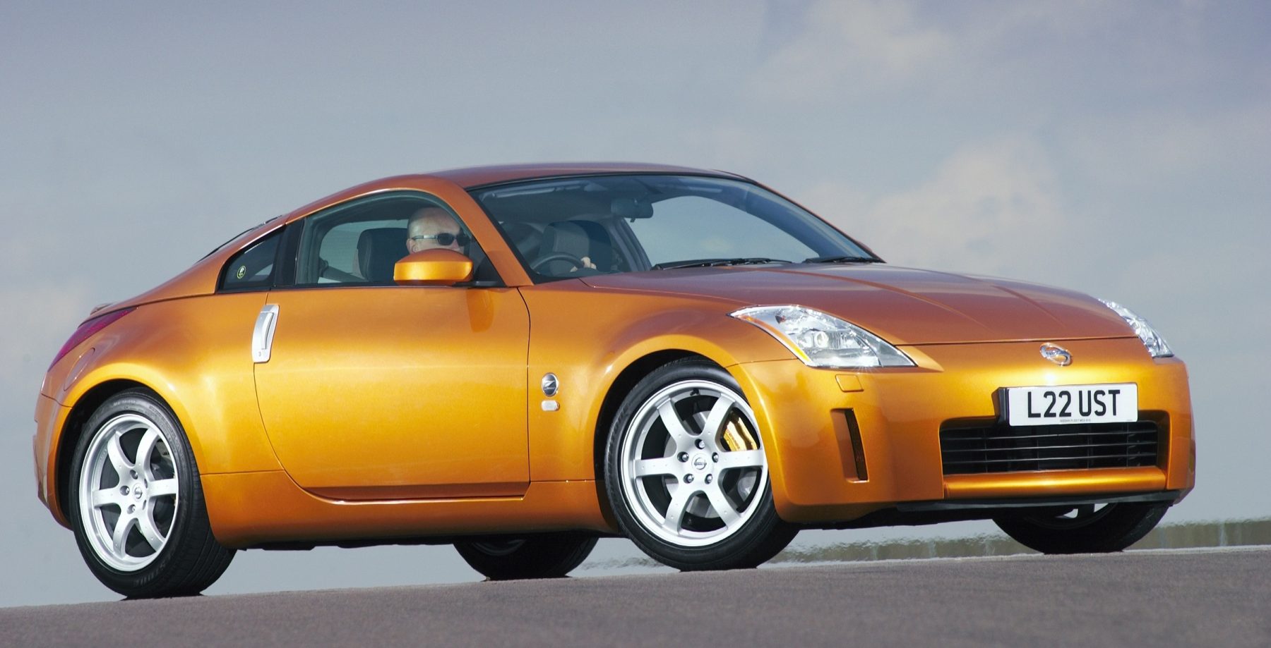 Nissan 350Z Coupe – The Time is Now | Car & Classic Magazine