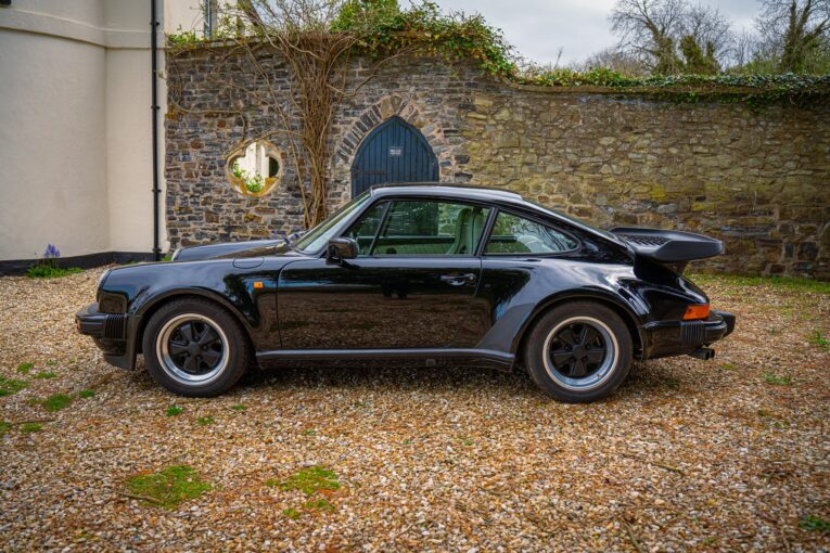 1989 Porsche 930 Turbo – Auction Car of the Week | Car & Classic Magazine