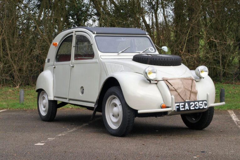 The Citroën 2CV – Five Things You Need to Know | Car & Classic Magazine
