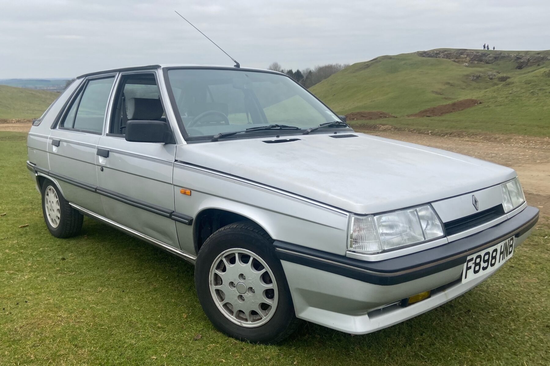 1988 Renault 11 TXE – Project Profile | Car & Classic Magazine