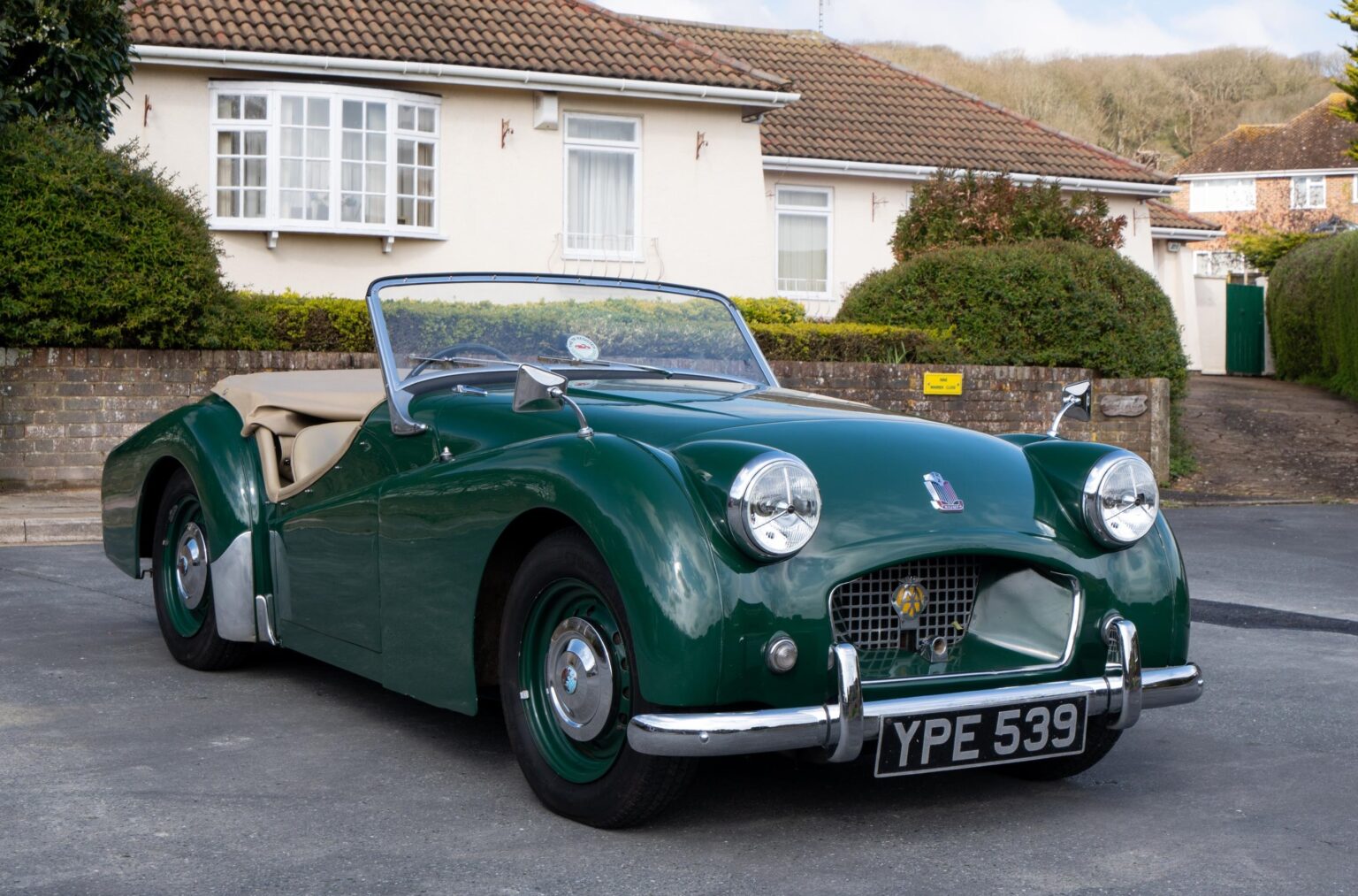 1954 Triumph TR2 – Classified of the Week | Car & Classic Magazine