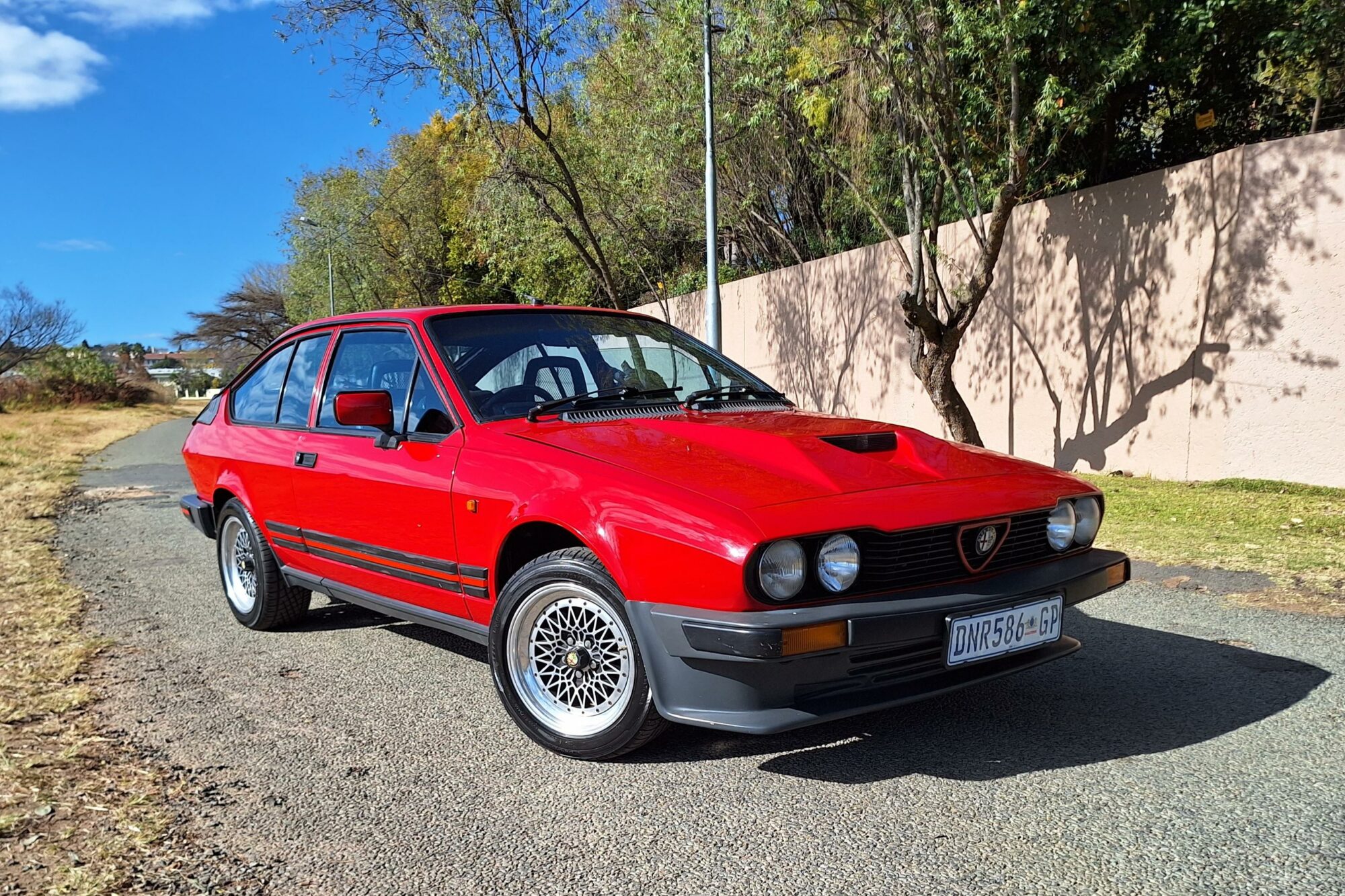 1984 Alfa Romeo Gtv6 Auction Car Of The Week Car And Classic Magazine