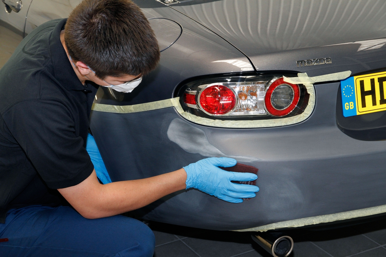 How To – Use Body Filler | Car & Classic Magazine